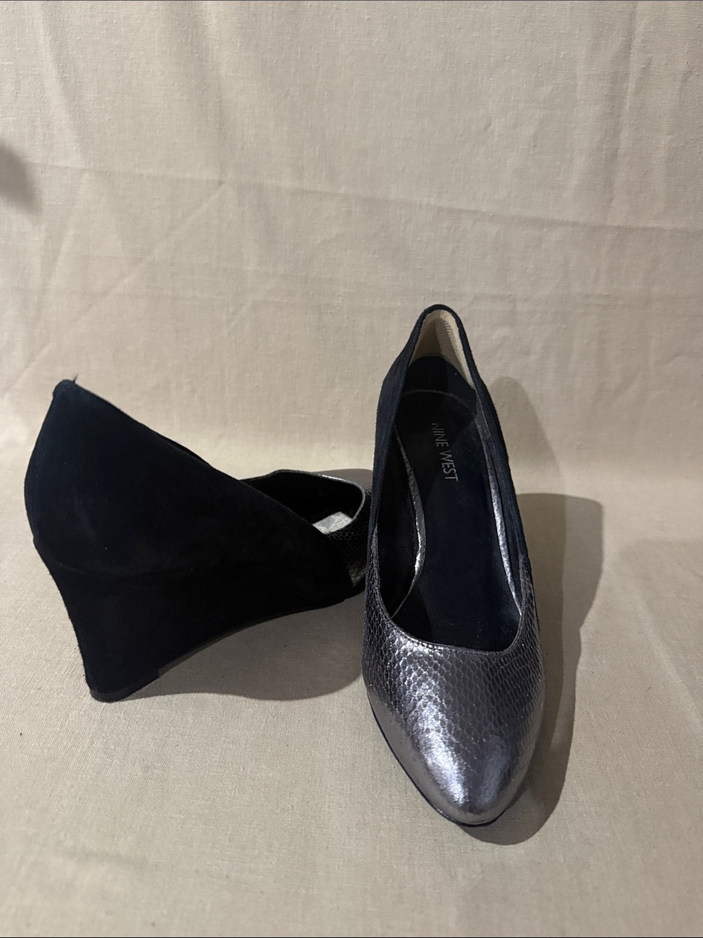 Nine West Silver Textured Pointed-Toe Wedge Pumps